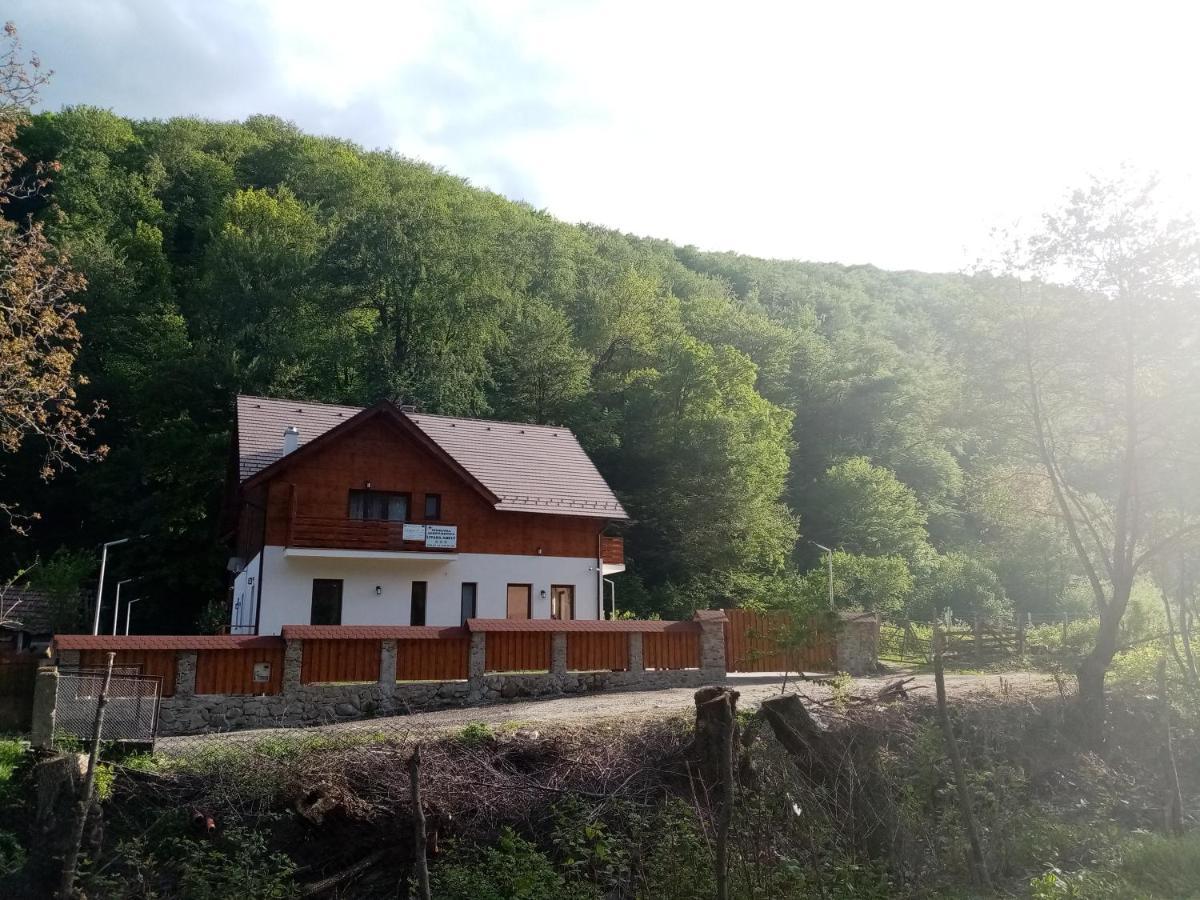 Hotel Livada Amely Gales Esterno foto